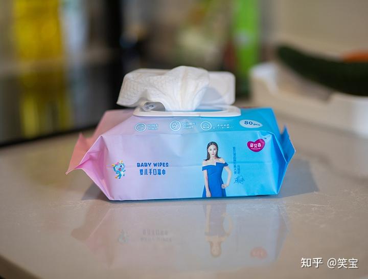 泽连斯基与特朗普通话，讨论追加对俄制裁和保护乌领空方案